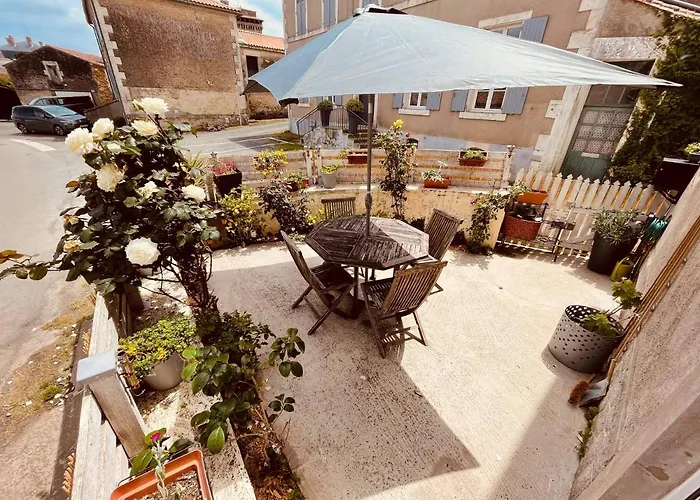 charmante maison de village renovée